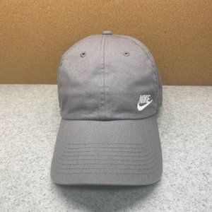 Women's Nike cap
